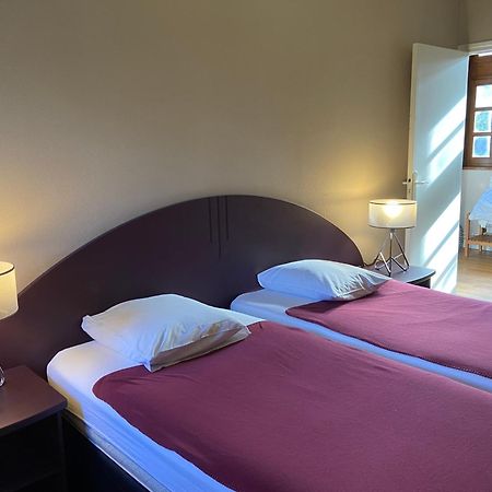 Demeures Et Chateaux L'Abbaye Caladoise - Anciennement Hostellerie Ferme Du Poulet Villefranche-sur-Saône 객실 사진